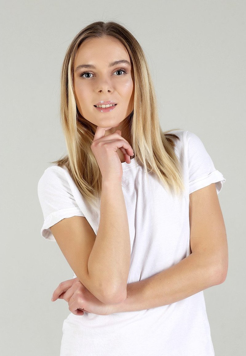 Галина, 50 лет, 0 размер груди